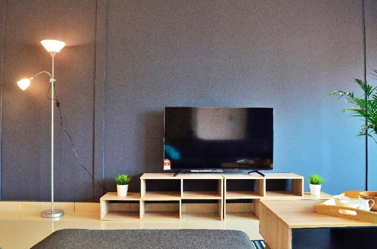Desaru Cosy Homestay - Near Waterpark, Beach, Rapid -Wifi, Tvbox, Steamboat, Bbq Available Exteriör bild