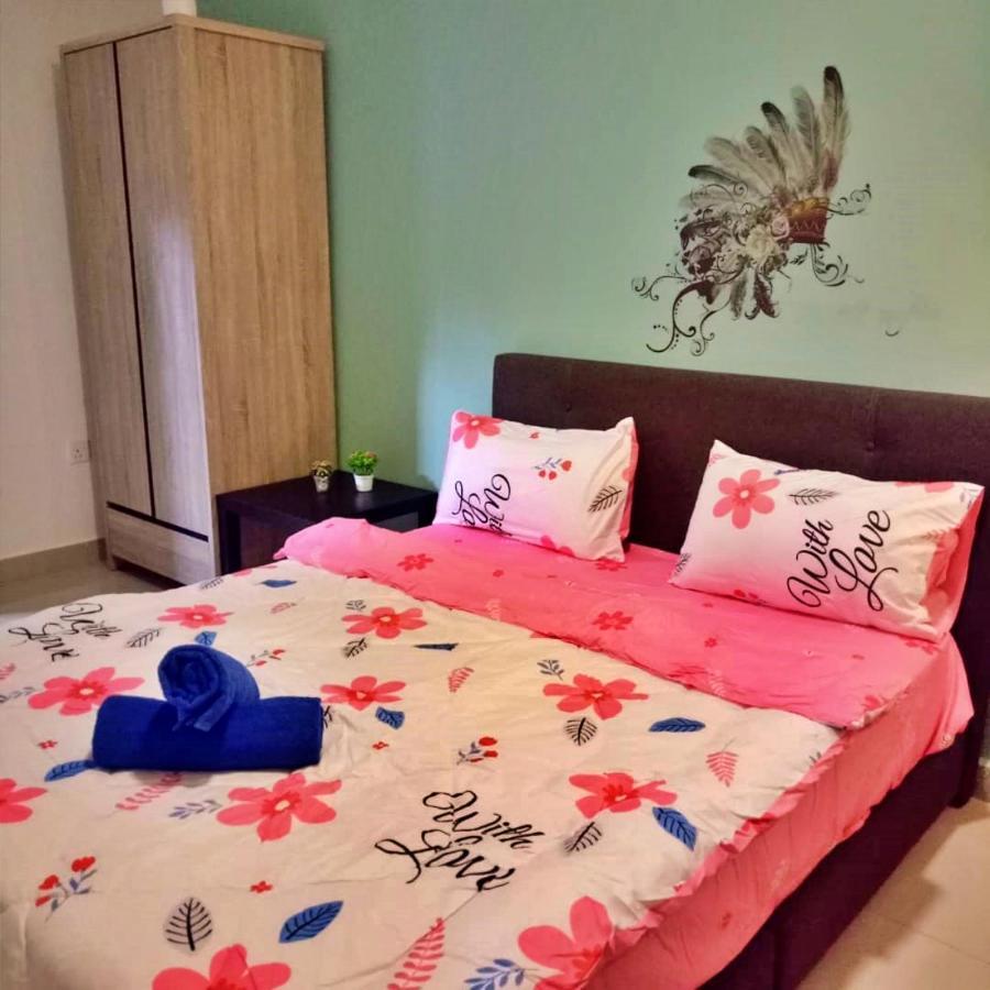 Desaru Cosy Homestay - Near Waterpark, Beach, Rapid -Wifi, Tvbox, Steamboat, Bbq Available Exteriör bild